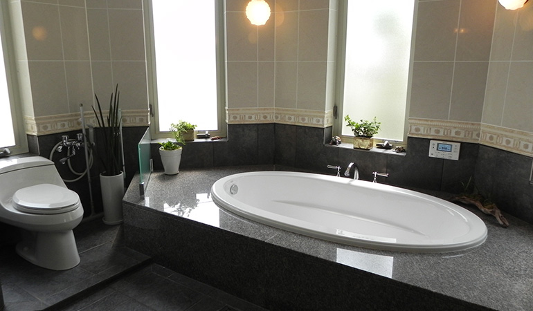 Salle de bain rénovée à Ris Orangis 91
